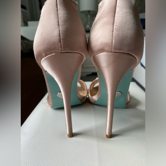 Betsey Johnson Champagne Jeweled Heels - Picture 9 of 12